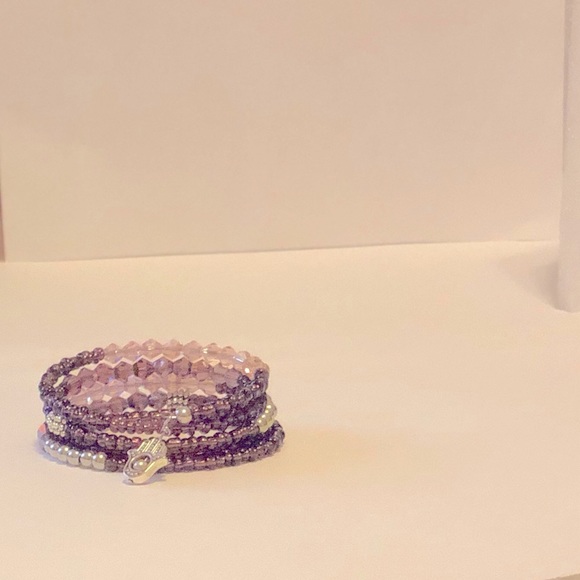 Crystal Memory bracelet and earring set! - Picture 5 of 13